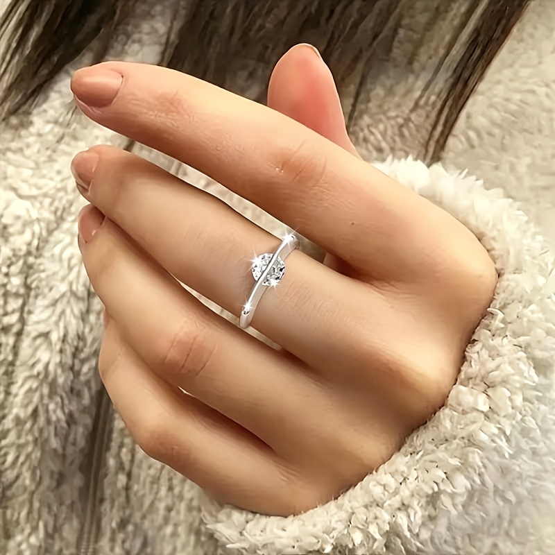 Stylish Rotating Planet Ring Set with Synthetic Zircon