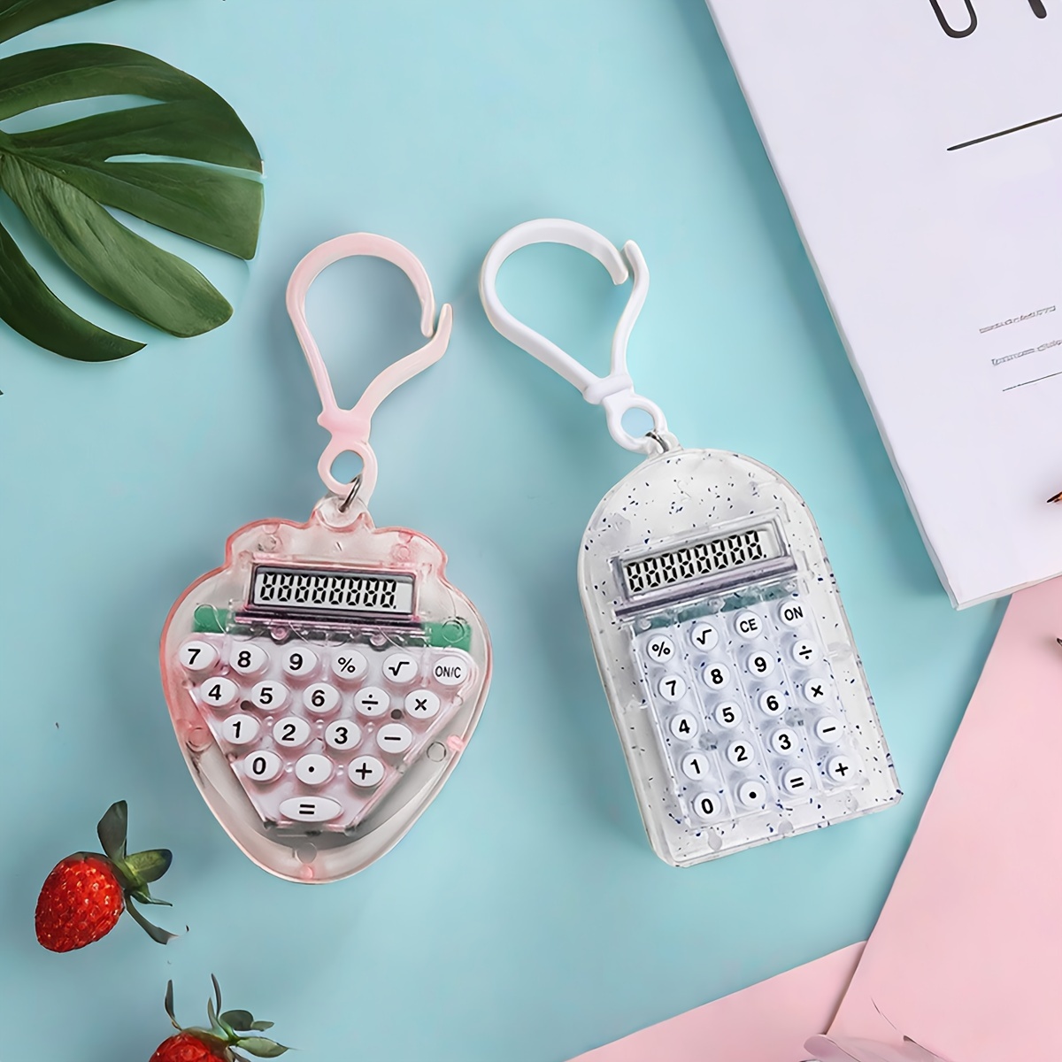 

Mini Transparent Heart-shaped Calculator Keychain With Digital Display, Non-rechargeable Button Cell Powered, Portable Novelty Gadget With Electronic Components For Students - 1pc