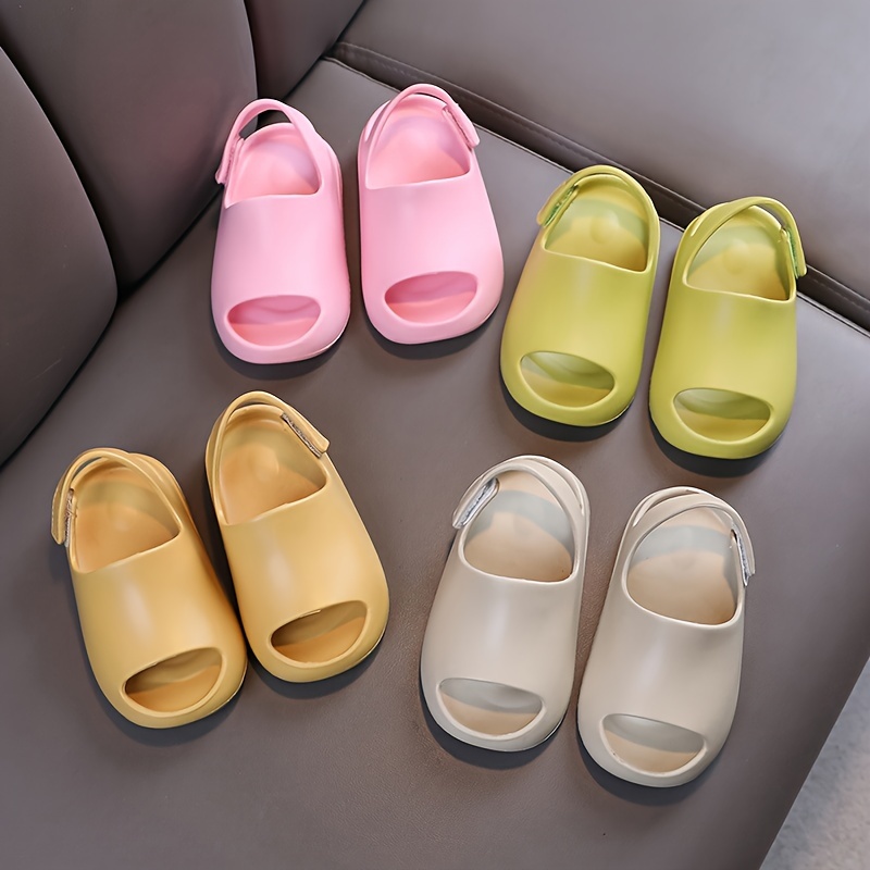 Solid Color Unisex Children's Slip-On Slippers - EVA Material, Breathable Non-Slip Casual Walking Shoes for Boys and Girls, Suitable for Indoor and Outdoor Use - Ages 14 and Under