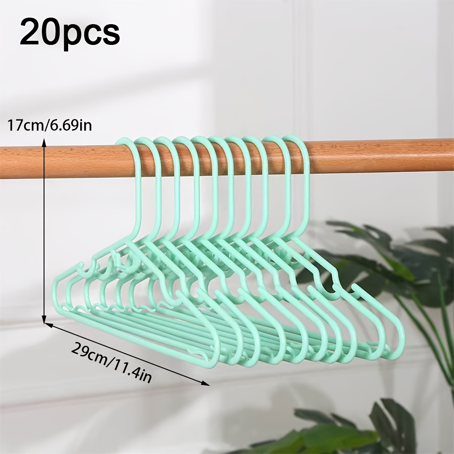 Cintres Antidérapants Plastique LANZYLO Lot De 30 Cintres En Plastique Polyvalents, Légers, Peu Encombrants, Antidérapants, Design Fin, Pour Vêtements Secs Et Humides U2013 Blanc Hangers Clothes