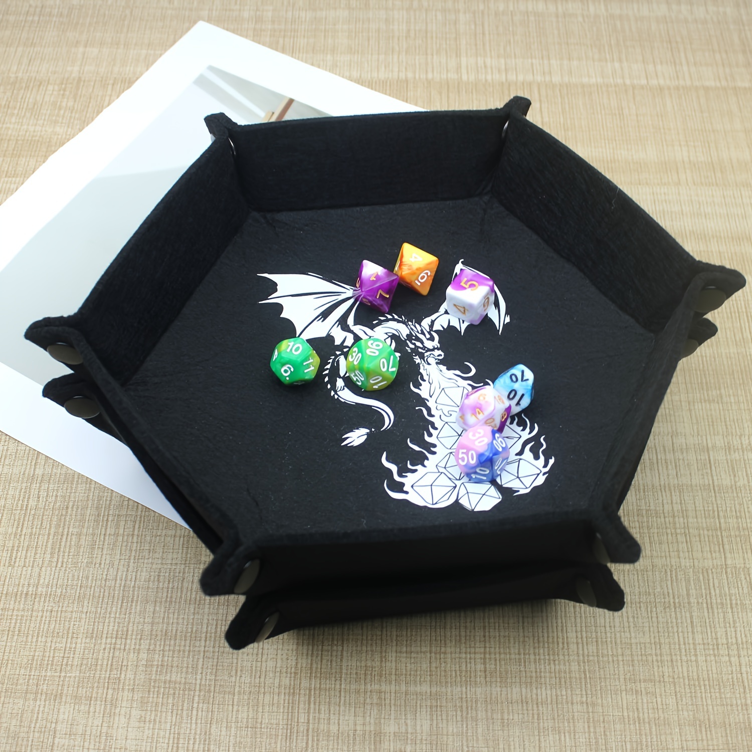 

1pc Hexafold Dice Tray - Velvet-lined Folding Storage Basket For Tabletop Gaming, Creative Dragon Design Polyester Dice Holder For Game Accessories