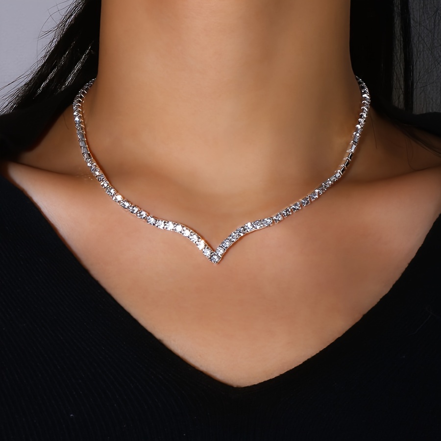 

Elegant V-shape Rhinestone Choker Necklace, Adjustable Chain, Glamorous Fringe Detail, Jewelry Accessory For Wedding Banquet And Vacation Style Gifts For Eid