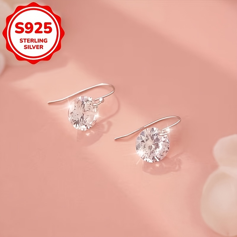 O pereche de cercei rotunzi pentru urechi, din argint S925, pentru femei, cu zirconiu, incrustați cu zirconiu sintetic strălucitor, blingbling luxos, design de modă de lux ușor, potriviți pentru purtarea zilnică și purtarea în diverse ocazii, îngrijirea găurilor de la urechi, Ziua Îndrăgostiților