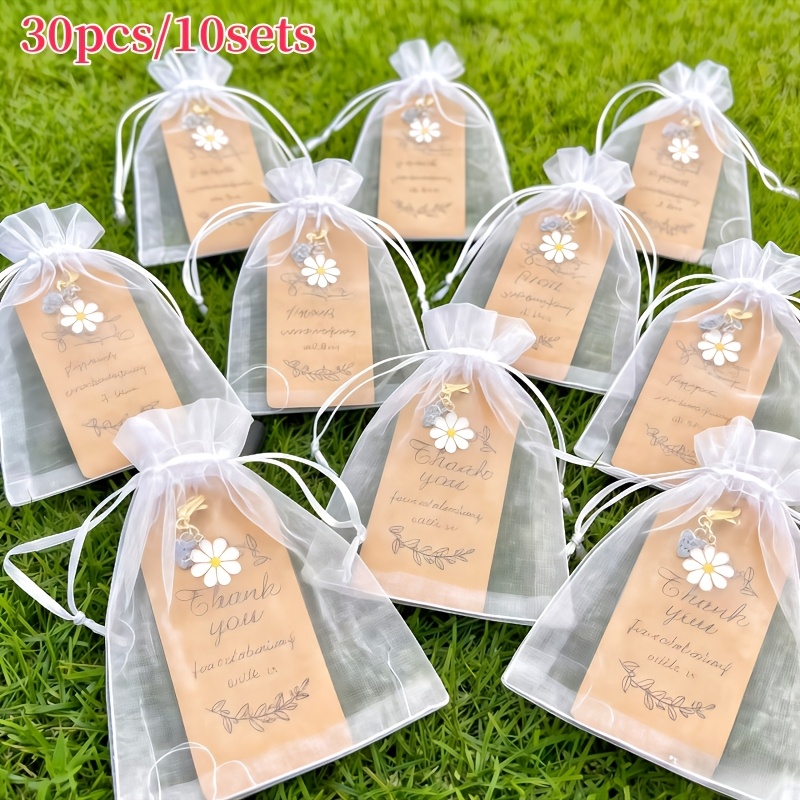 TEMU Gift For Her/him 30pcs Daisy Keychain Set - Includes 10 Keychains / 10 Cards / 10 Mesh Bags - Baptism, Wedding, And Shower Gift, Daisy Suitable