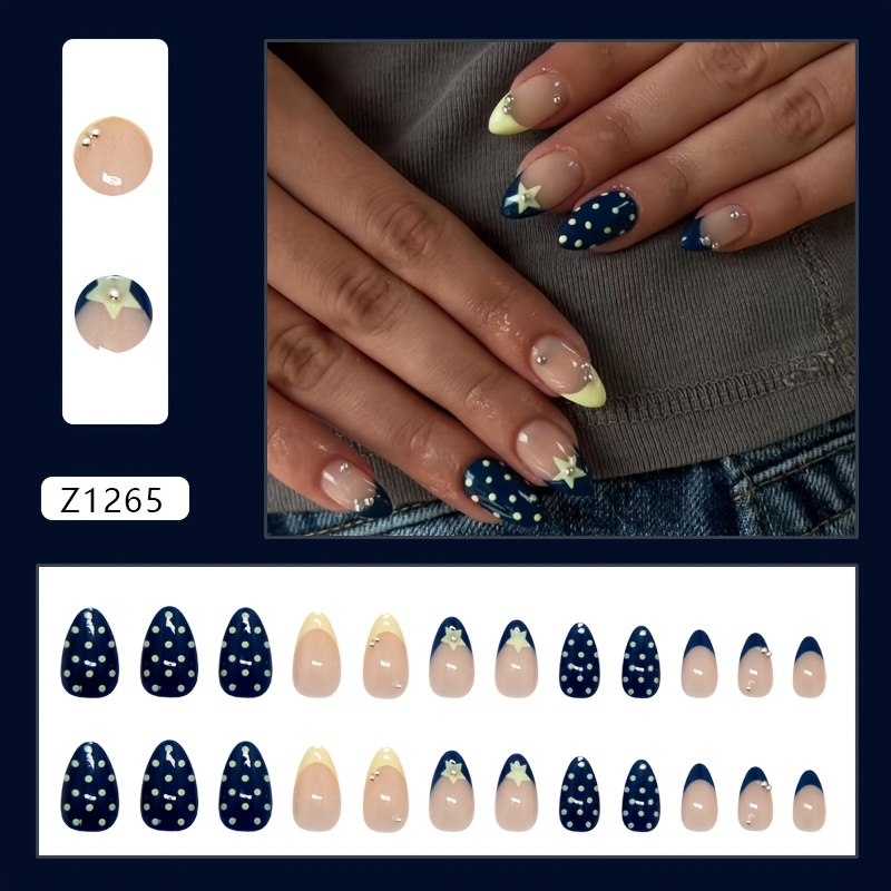 Cream Polka Dot Silvery Bean Short Almond-shaped Fashionable European And Detachable Wearable Nails | Made Of Abs, Glossy End, Mixed