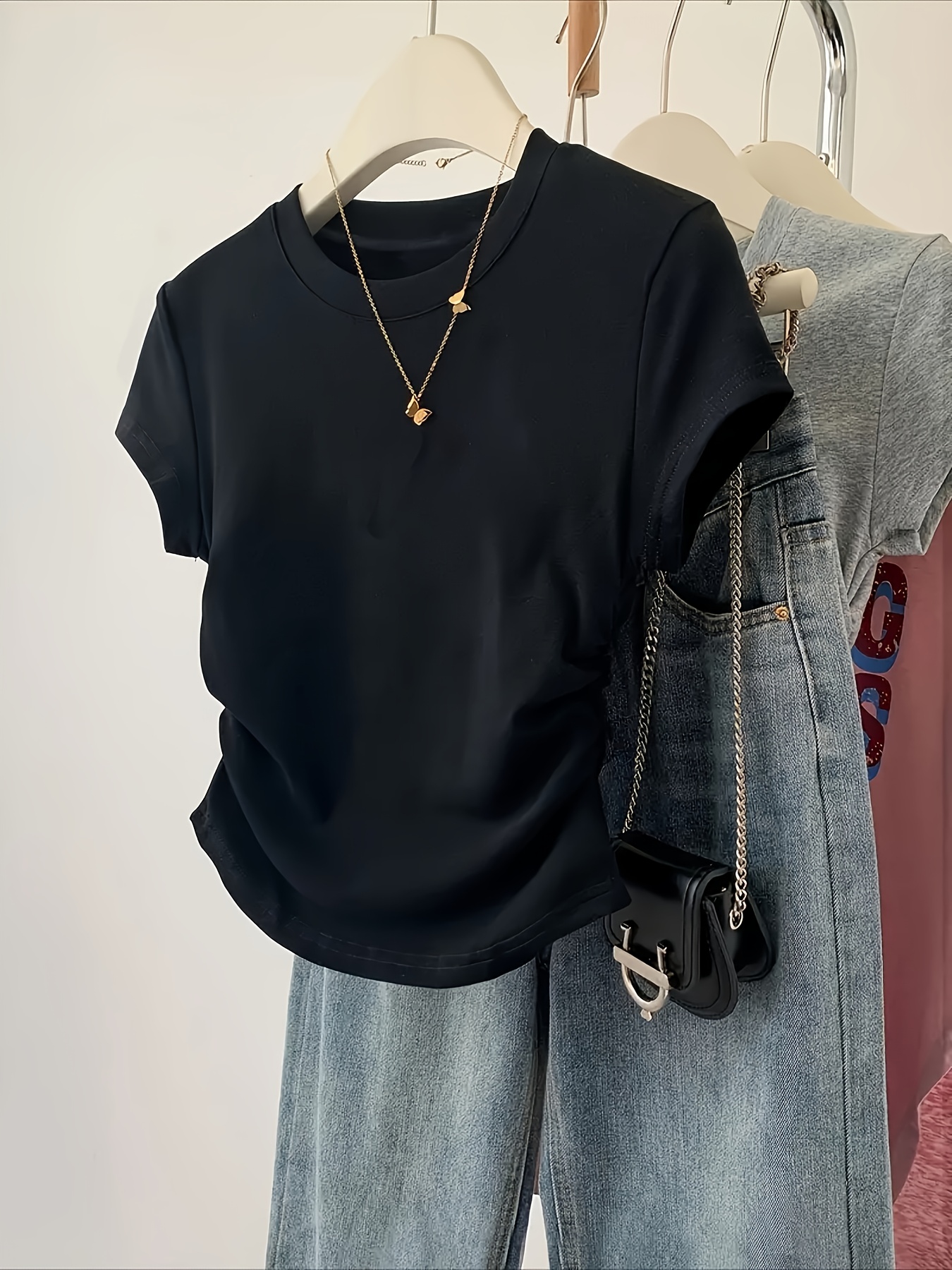 womens casual spicy style shopping detail shaping round neck t shirt