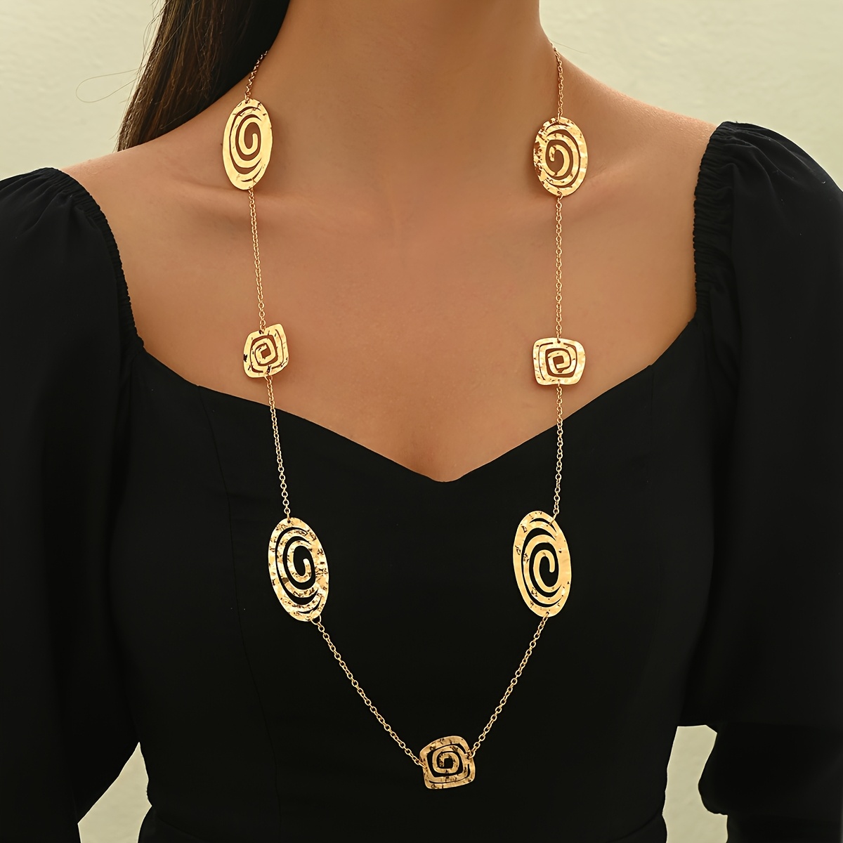 TEMU 1pc Collier Long pour Femmes, Mode Occidentale Exagérée Géométrique Spirale Texturée Ovale Longue Chaîne de Pull Quotidienne Polyvalente Cadeau