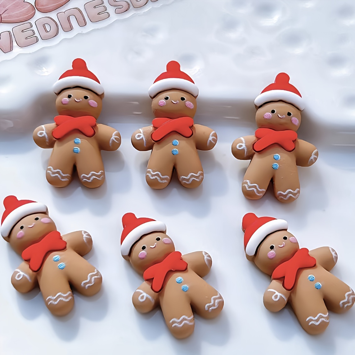 

10-pack Resin Gingerbread Man Charms - Christmas Decorations For Diy Hair Accessories, Shoes, And Phone Cases Crafting