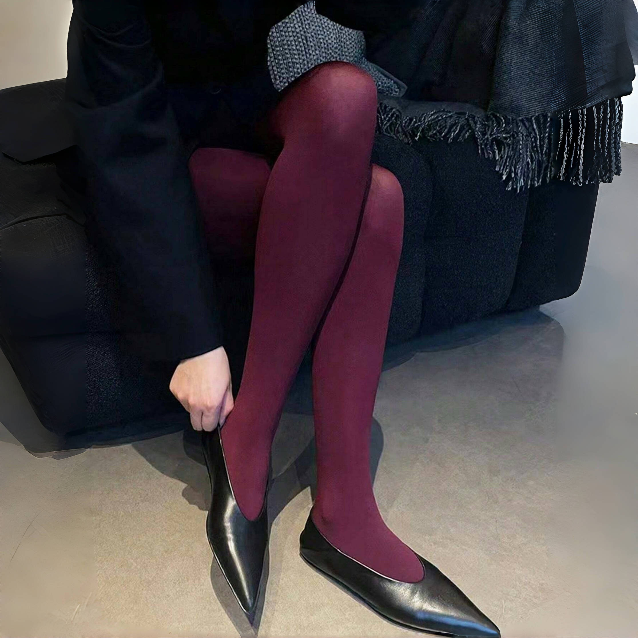 

Women's Burgundy Velvet Tights - High Waist, Slimming Pantyhose For Fashionable Outerwear