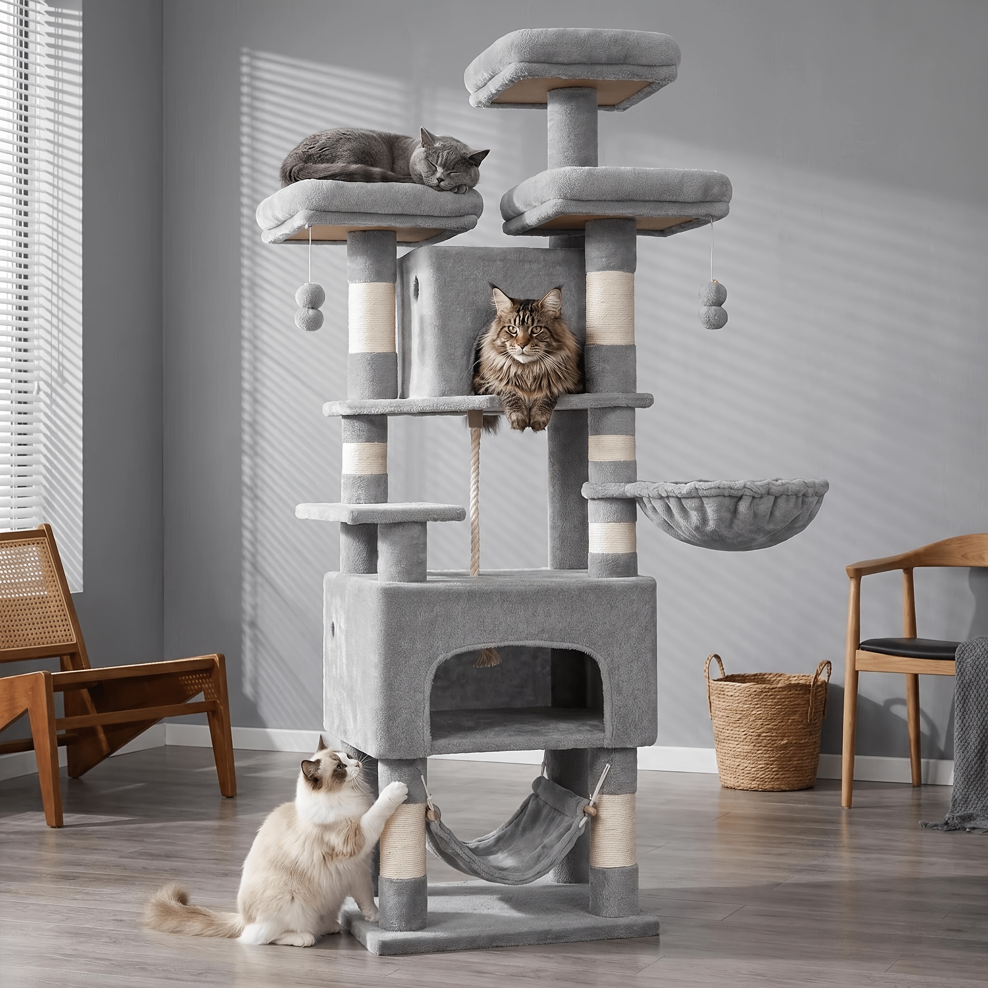 A Luxurious 158cm Indoor Cat Tower Featuring 3 Large 30 X 30cm Platforms, Rooms, Scratching Posts, And A Soft, Adorable , Thickened 400g Comfortable Plush Fabric