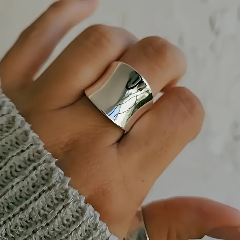 Minimalist Smooth Curved Everyday Ring, Perfect Gift