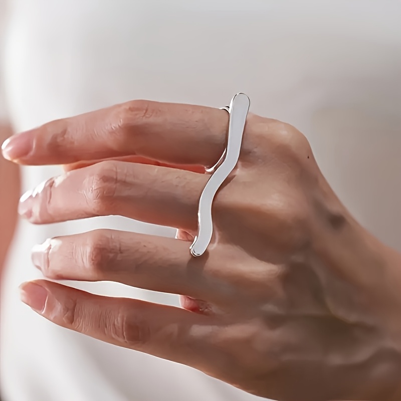 A Creative, , Simple, And Stylish Women's Ring With A , Suitable For Daily Wear, Gifting, And Parties