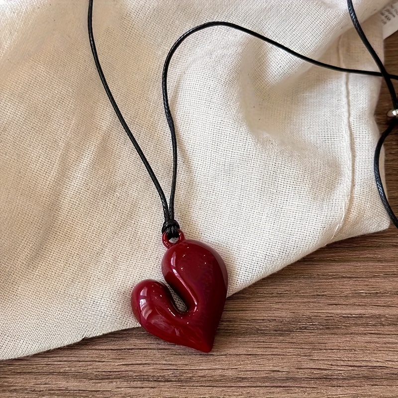 1pc Of Sweet, Cute, Stylish, And Unique Irregular Heart Pendant Necklace, Adjustable Pull Sweater Chain, Versatile Accessory For Valentine's Day Street Parties And In Autumn And Winter
