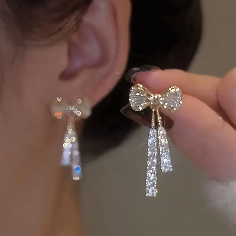 TEMU 1 Pair Of Earrings Sparkling Bowknot Design Shining Synthetic Synthetic Zirconia Match Daily Outfits Party Accessories For Her