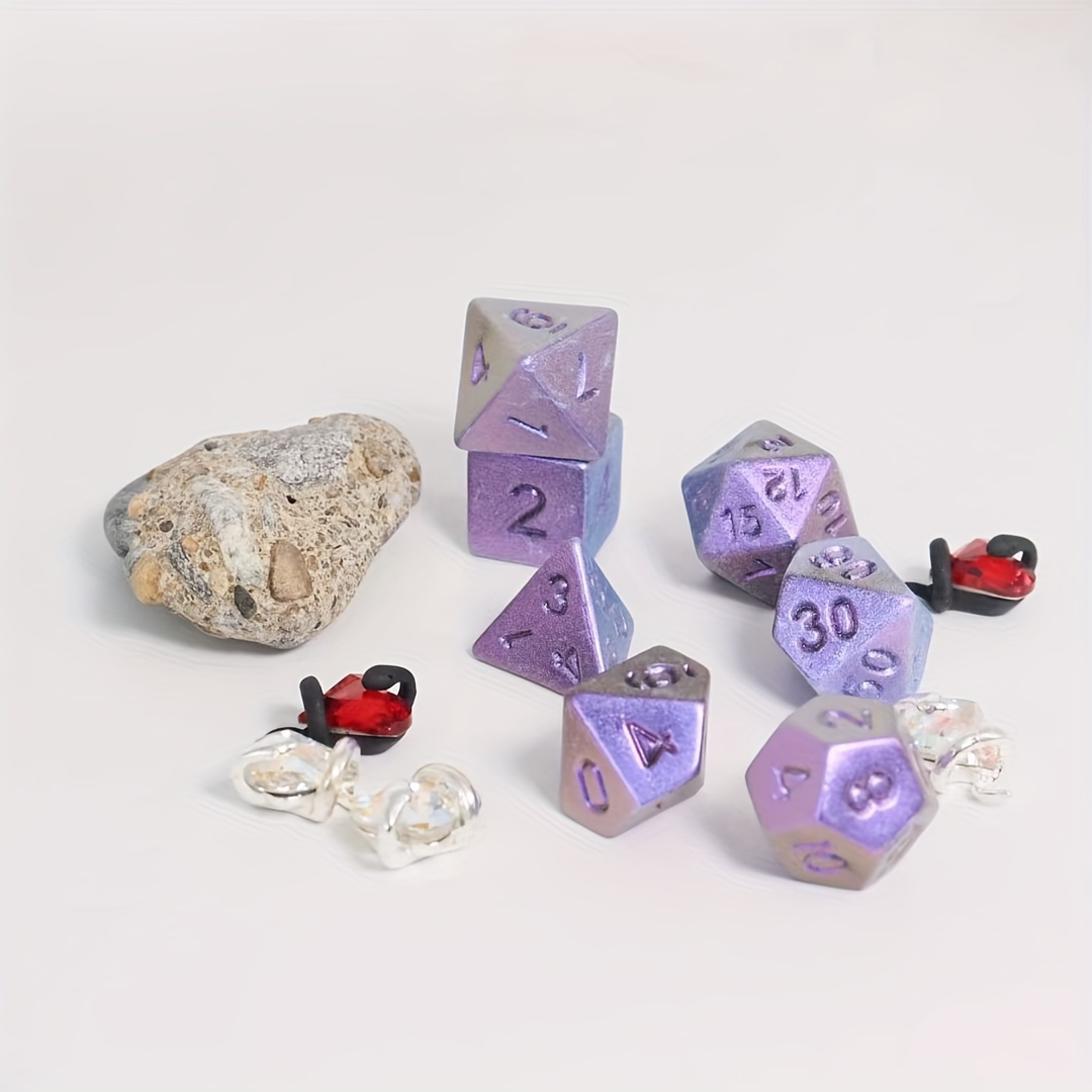 

Electroplated Purple 20-sided Dice With Acrylic Design - Suitable For Board Games And Role-playing Games