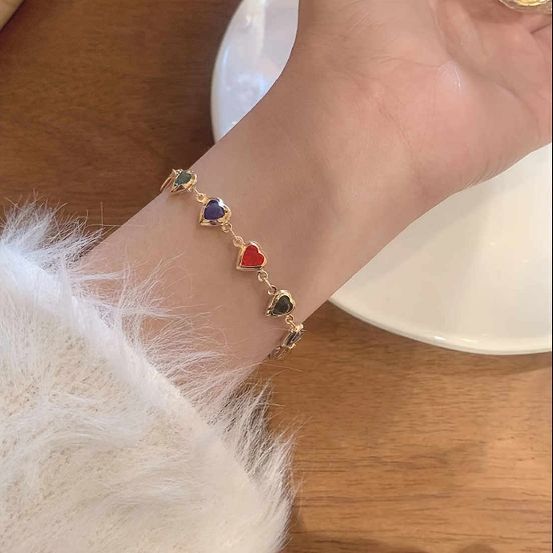 

1 Elegant And Colorful Heart-shaped Chain Bracelet For Women With Adjustable Length