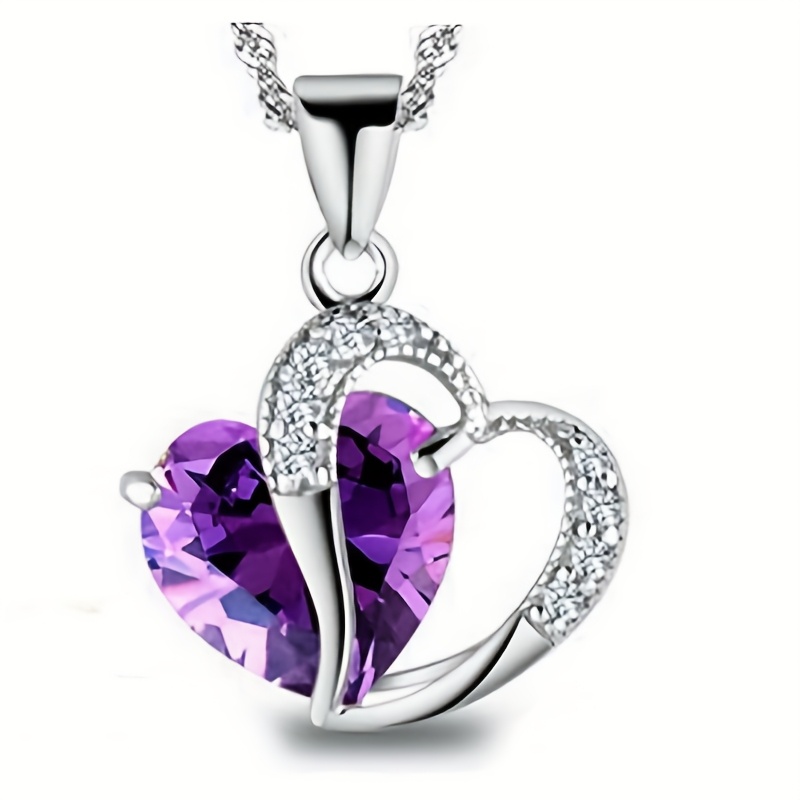 chic   heart pendant necklace