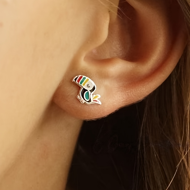 Colorful Toucan-Shaped Ear Studs, Exquisite Design