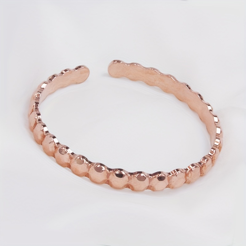 Image of An Elegant Purple Copper Women's Bracelet, Suitable For Daily Wear And Party Gifts, Perfect Women's Jewelry Gifts, Ideal Women's Clothing Additions