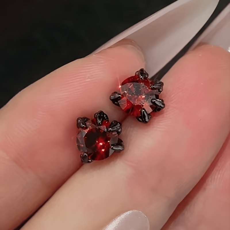 Women's S925 Sterling Silver Dragon Claw Stud Earrings