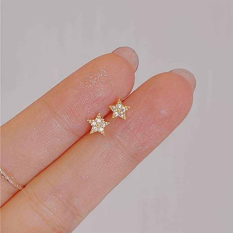 Image of A Pair Of Japanese And Korean Minimalist Five-pointed Star Inlaid Synthetic Zirconia Small Studs, Women's Elegant And Versatile, Daily Commuting Wear, Gift For Eld, Gift For Ramadan