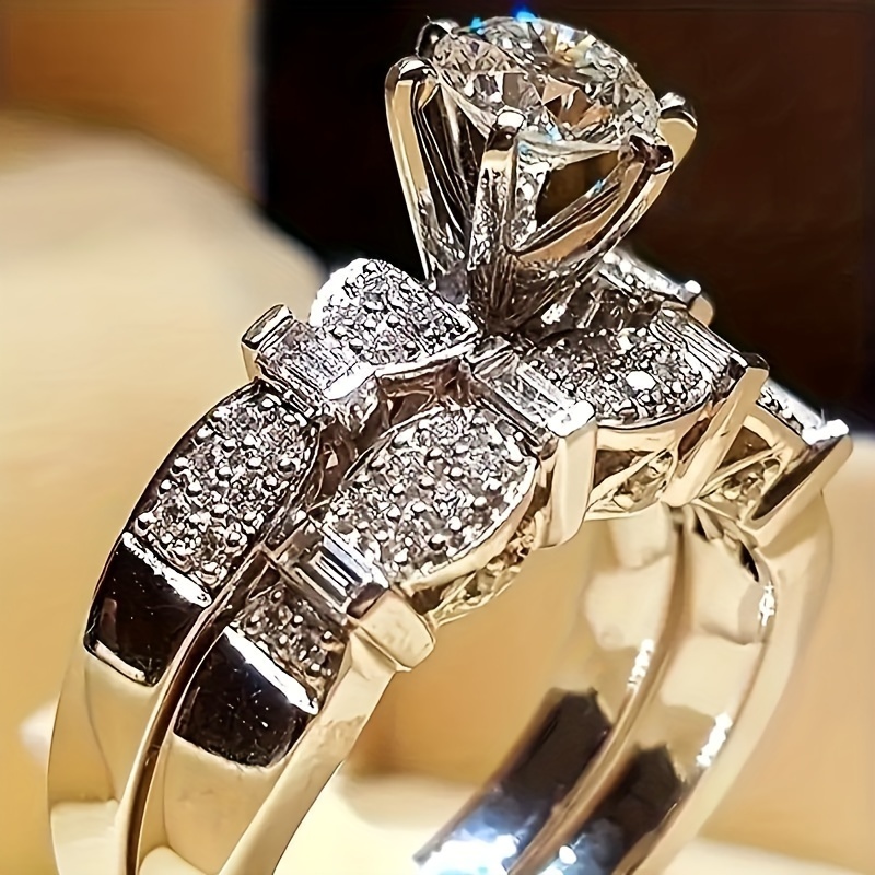 Set of 2 Round Simulated White Rings, Suitable for Girls, Wedding and Engagement Rings for Girls, for Teens.