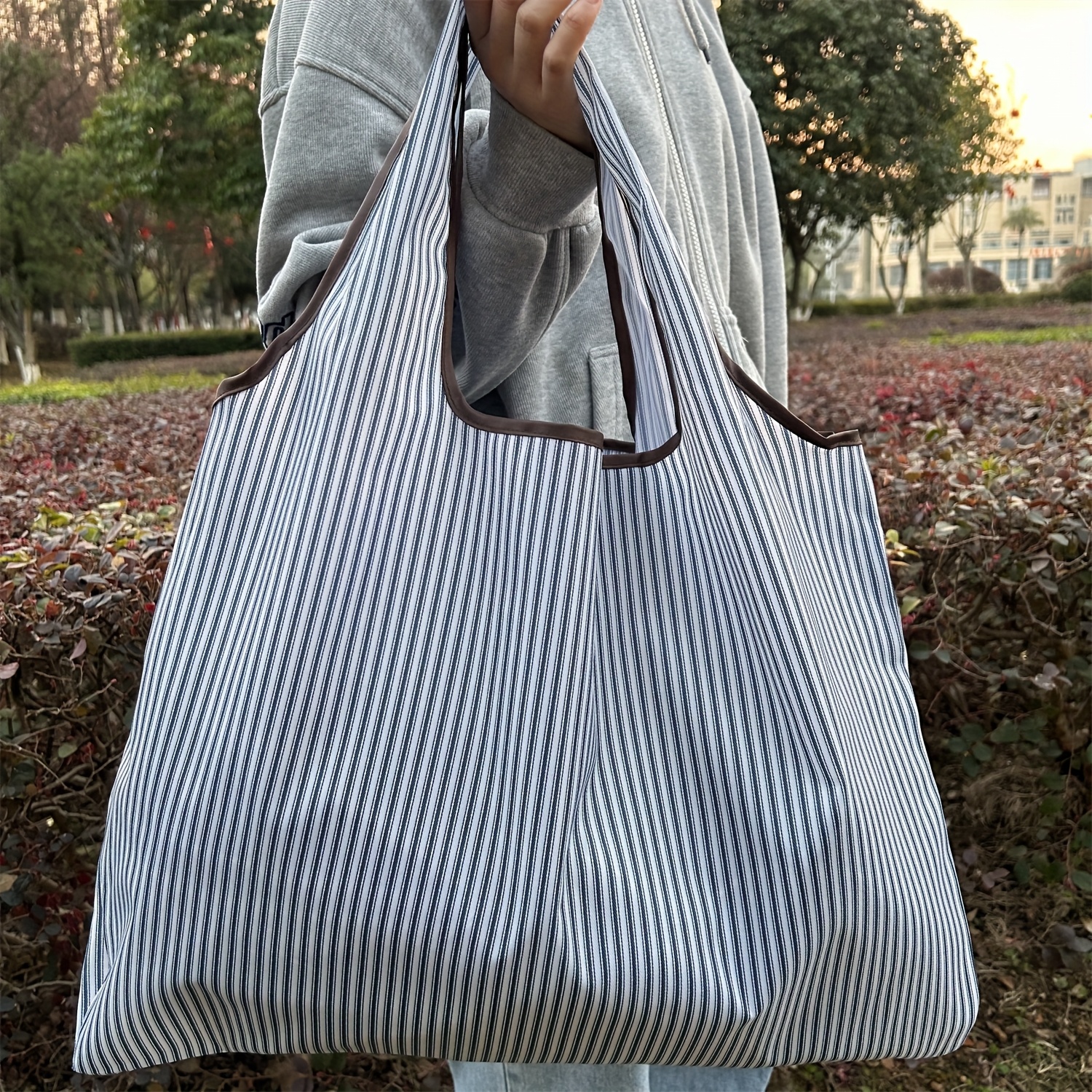 Large Capacity Portable Shopping Bag Lightweight Foldable Shopping Bag Shoulder Hand Carry Tote Bag