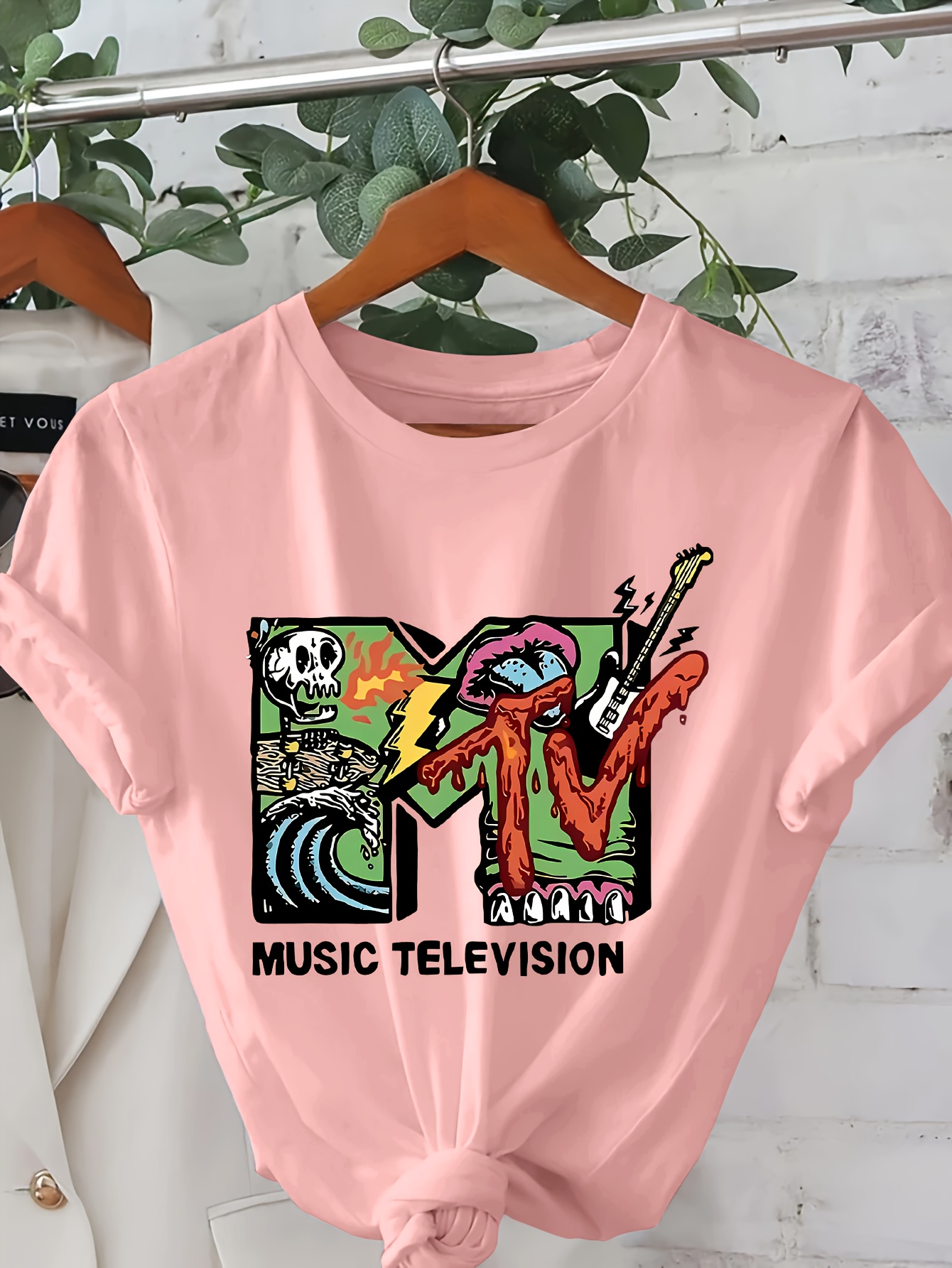 1pc women's vintage mtv graphic t-shirt retro 80s/90 network