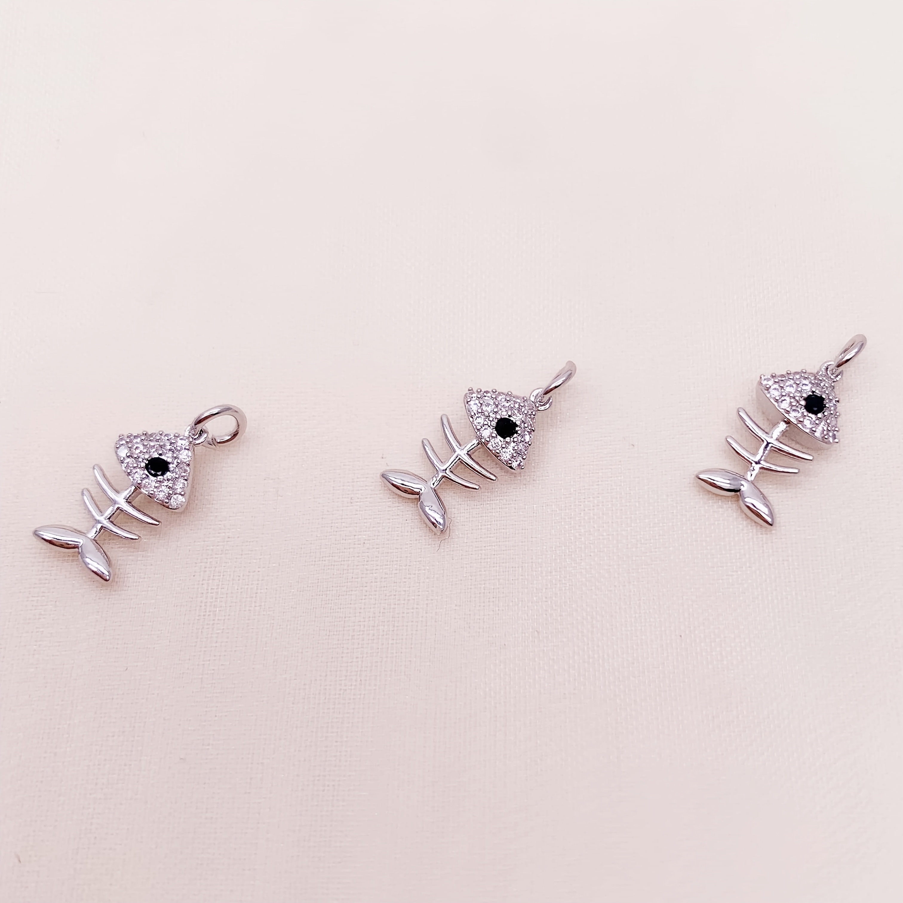 TEMU 3pcs, 18k Golden Plated, Elegant Fishbone Pendants, Durable And Wear-resistant, Suitable For Making, Necklace And Bracelet Crafting, And A