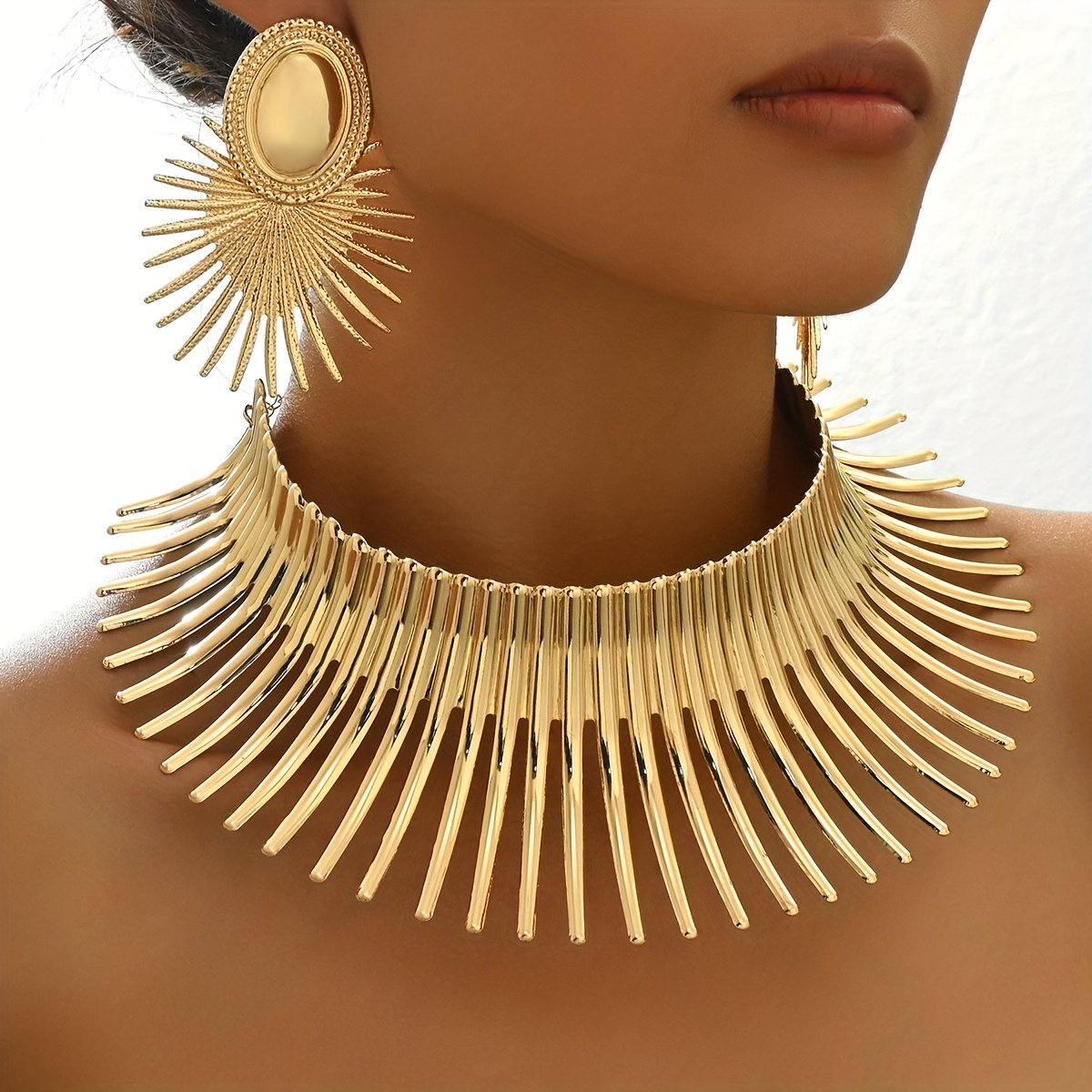 Image of 3pcs Set Of Middle Eastern High-selling Fashion Exaggerated Western Large Collar Exaggerated Sea Collar Set