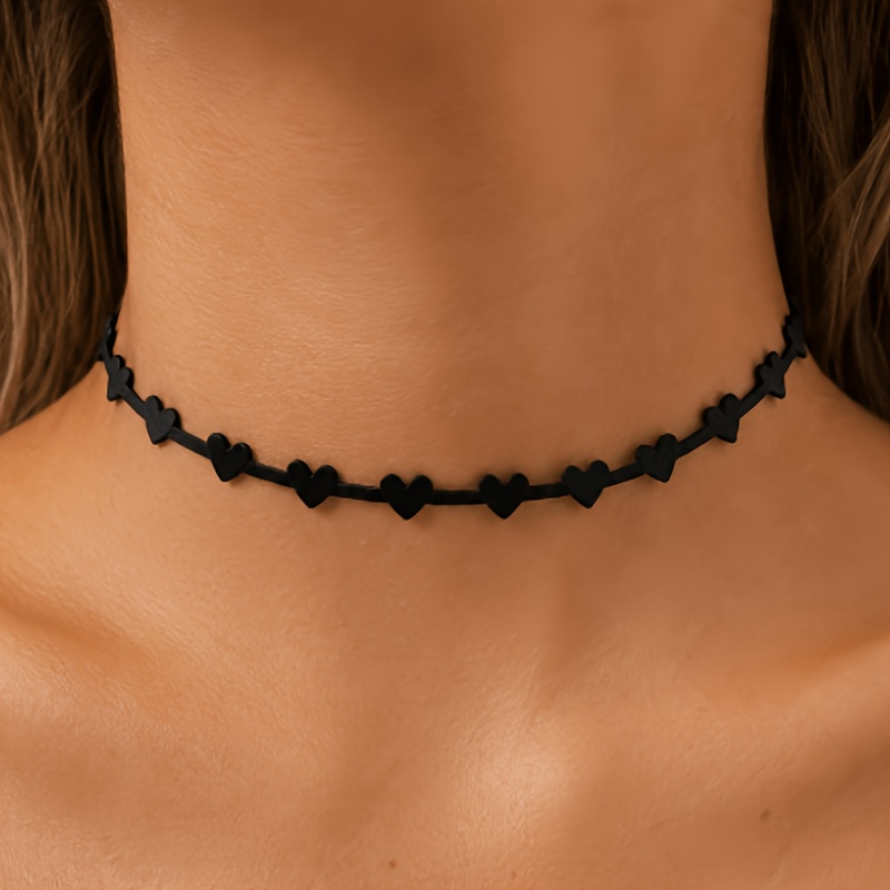 TEMU 1pc Spicy Gothic Style Black Petite Heart Choker Necklace, Exquisite And Versatile Collarbone Chain, Suitable For Women', Party, And Gathering