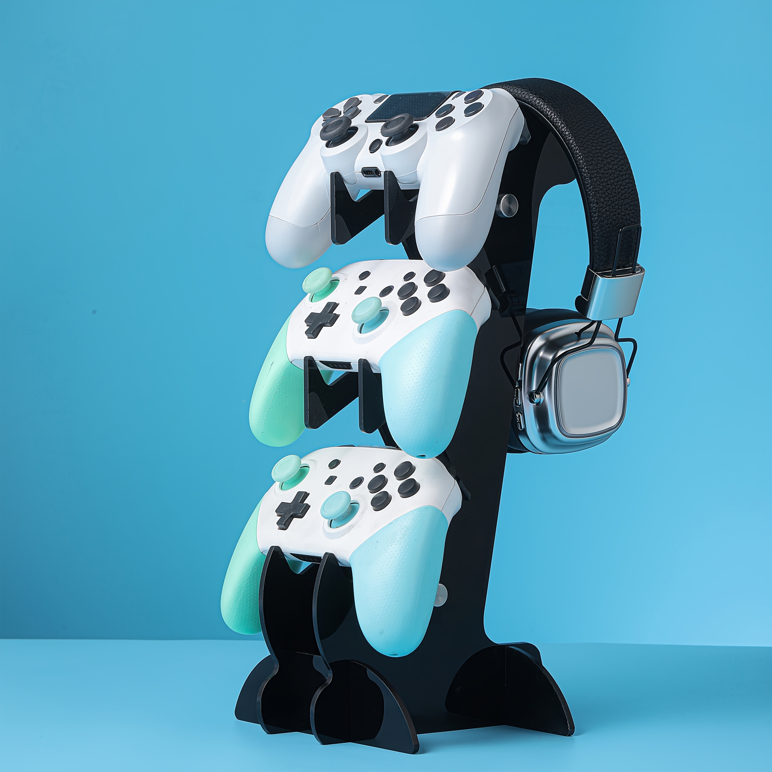 

Support pour Manette de Jeu & Casque - Porte-Objets Élégant en Acrylique Noir à 3 Niveaux pour PS5, PS4, , pour Manettes Switch avec Accents Teal - Organisateur pour Joueurs