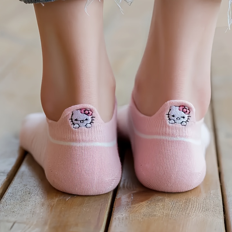 

5 Pairs Women's Hello Kitty Invisible Socks - Cute, Breathable, Skin-friendly Low Cut Design For Everyday Use