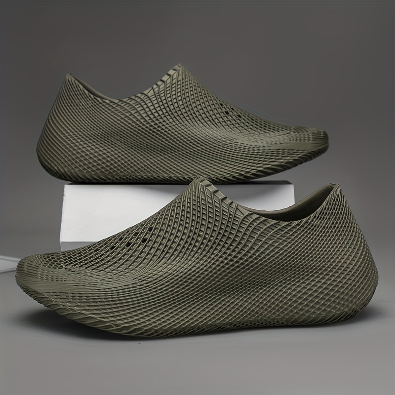 Men'S Shoes Summer 2025 New Outdoor Sports Non-Slip Fishing Wading Shoes Thick Sole Beach Clogs Sandals Men