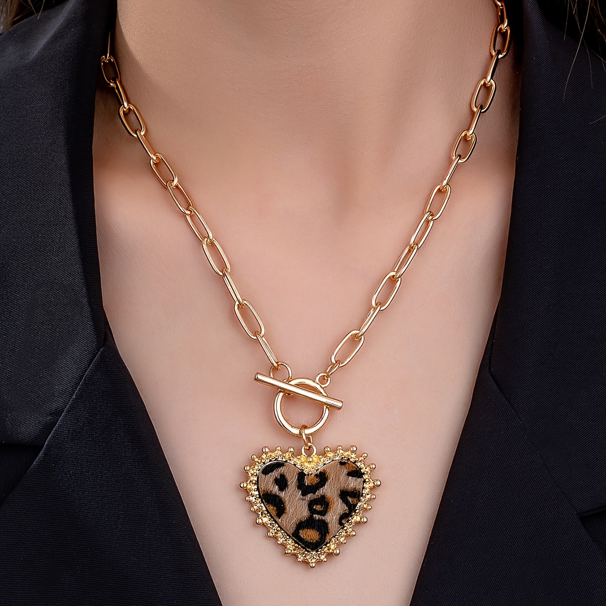 TEMU Elegant And Stylish High-end Leopard Print Heart Pendant Necklace