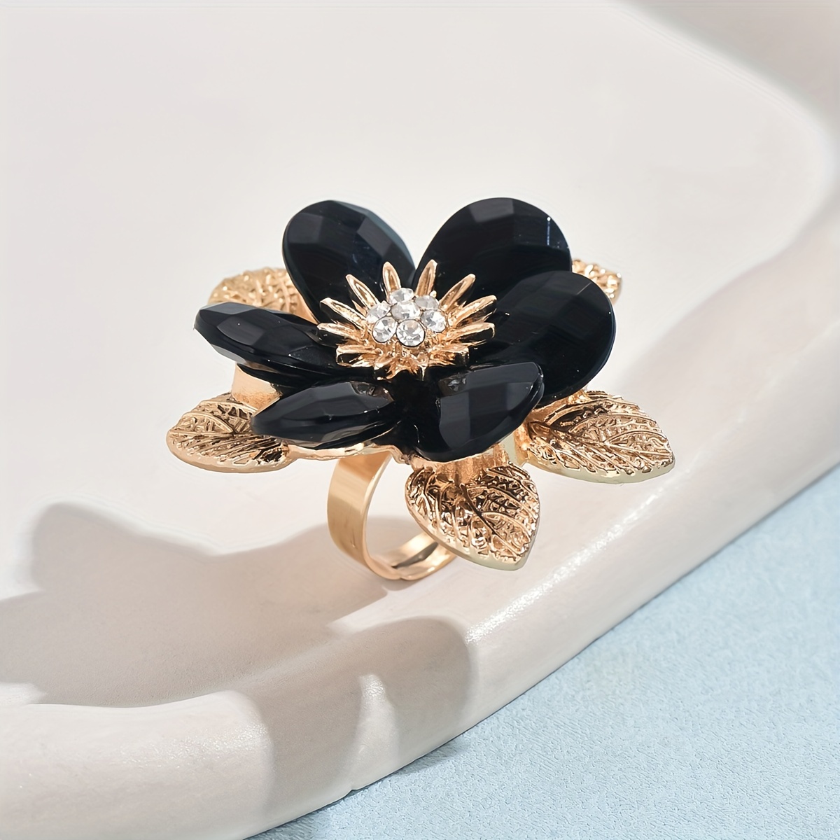 Image of Fashion Vintage Floral Exaggerated Wide Band Ring For Daily And Party Wear