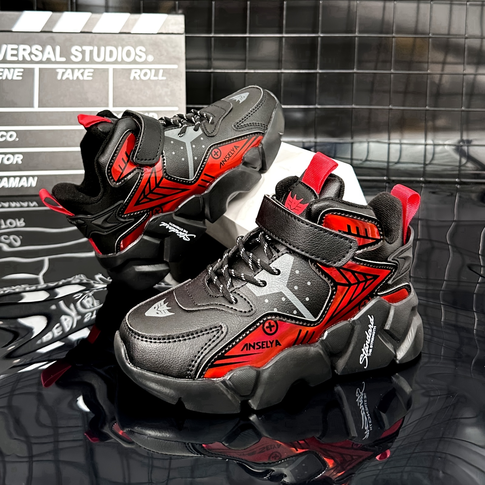 Jongensmode-sneakers - Duurzame laagtop-basketbalshoes met sluiting, ademende stofinleg en EVA-gepolijste zool voor outdoor-hardlopen, casual-draag - Comfort voor alle seizoenen, basketbalshoes, sportkleding, stijlvolle design met lusen, gevoerde EVA-zool