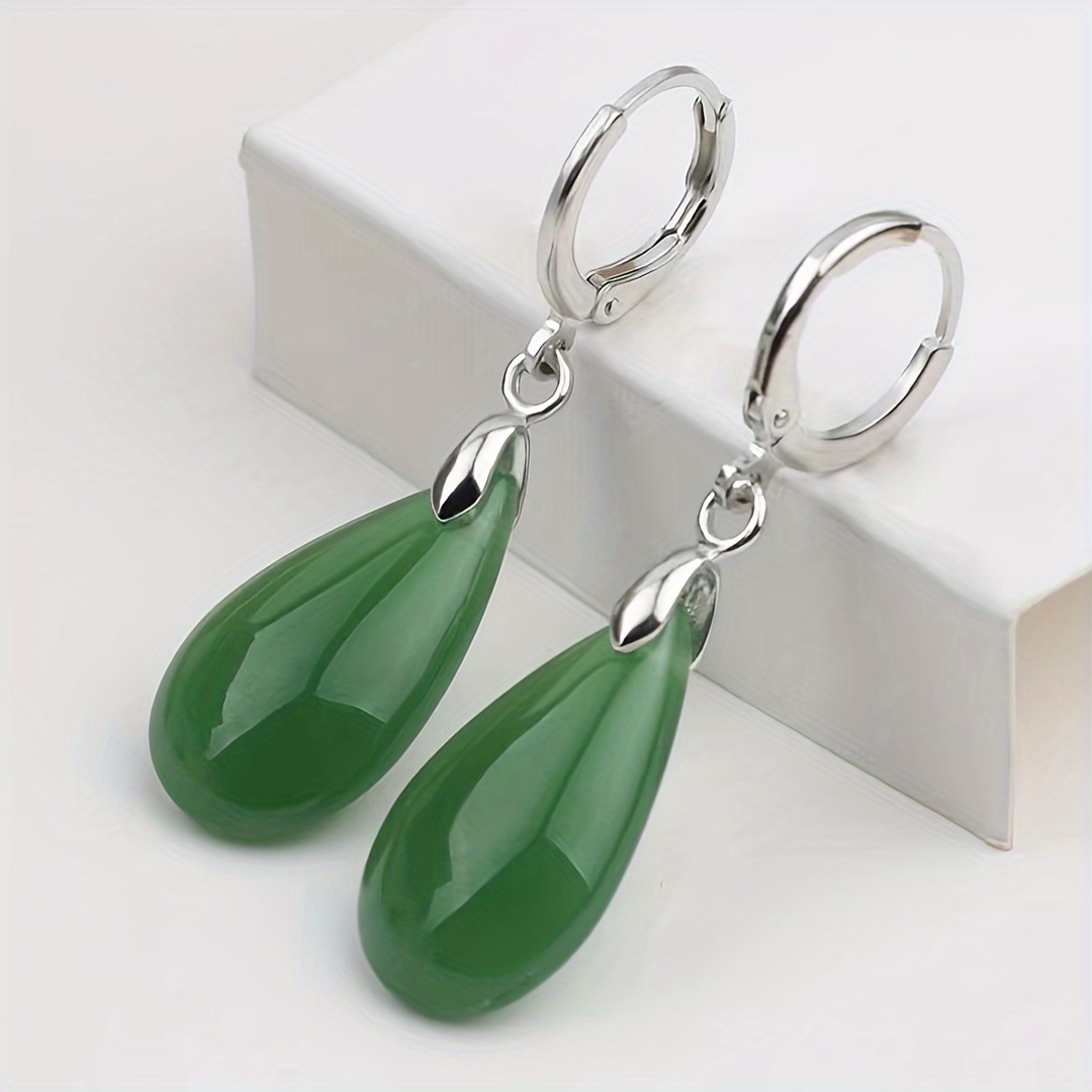 

Best-selling Stainless Steel Earrings, Green Teardrop Long Pendants, Simple Vintage Long Earrings, Pearl Pendant Fashionable Women's Accessories Luxurious Women's Jewelry.