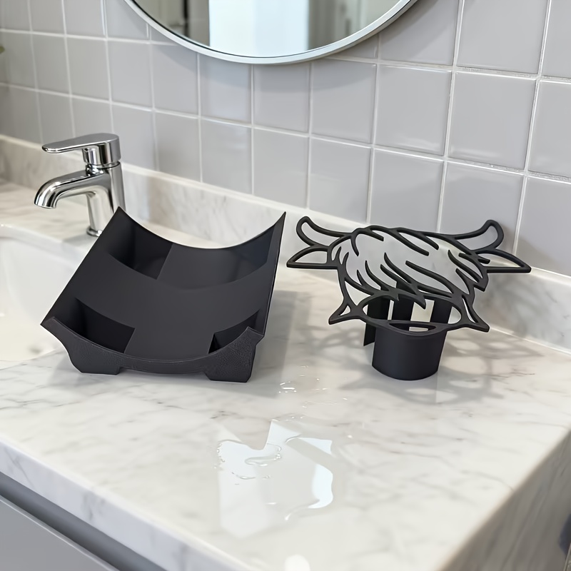 Image of 1 Set Of Freestanding Highland Cow Toilet Paper Holder, Stylish And Practical For Indoor/outdoor Use, Adds Fun To Your Bathroom, Compact And Cute For Collecting, Ideal Holiday Gift