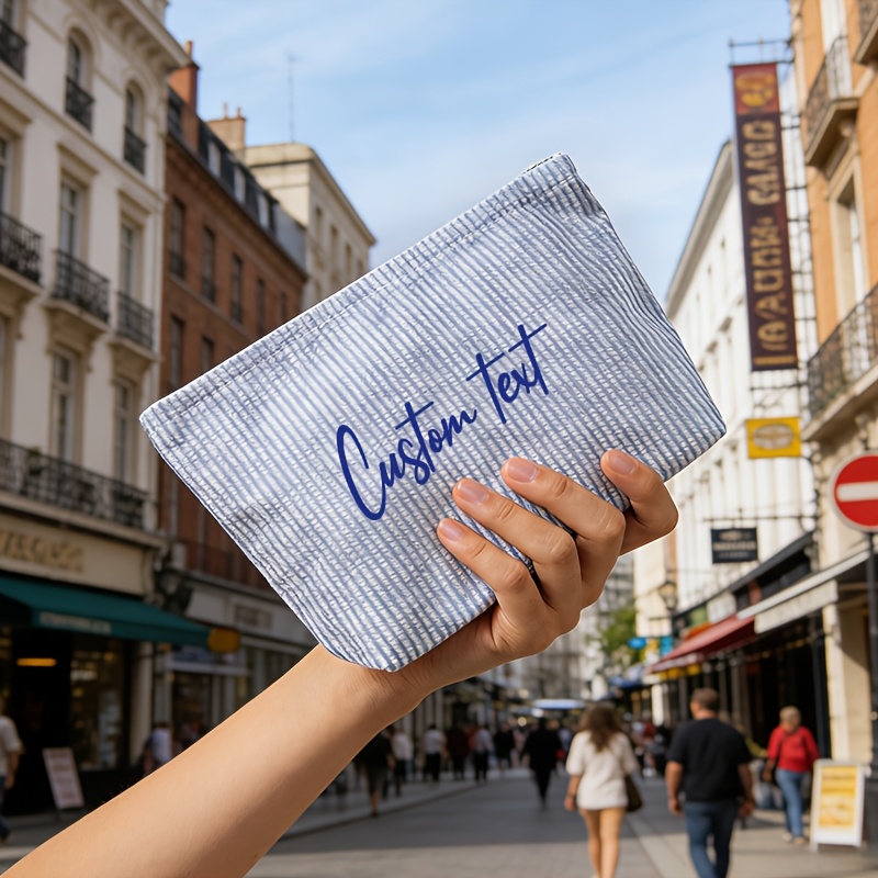 TEMU Borsa per trucco in seersucker con /iniciali personalizzate - Pochette da toilette con cerniera a righe blu adatta per scuola, viaggio, uso -