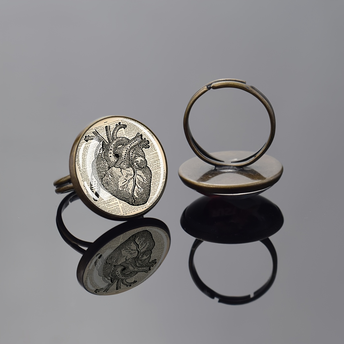 TEMU 1pc 1pcs Anatomical Heart Ring Adjustable Glass Dome Suitable For Her Or Him, Vintage -themed Jewelry Gift, Glass Ring For Daily Wear & Parties,