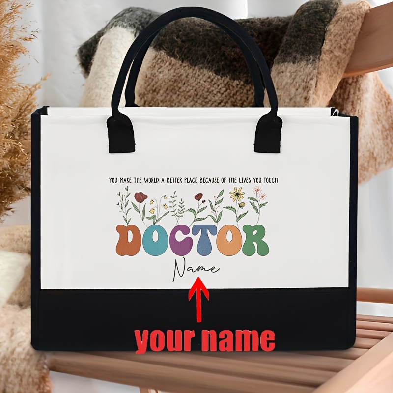 

1pc Customizable Doctor Name Tote Bag, Large Polyester Shopping Bag With Personalized Name, Anti-fade, Machine Washable, Ideal Gift For Doctors And Graduation