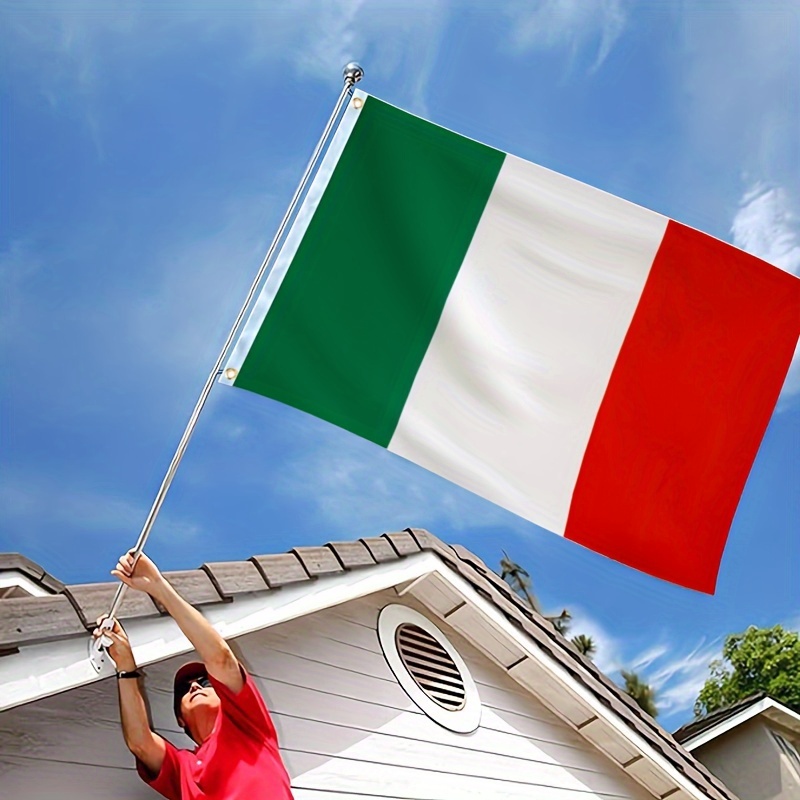 

Italian Flag 3x5 Feet - Durable 100d Polyester, Double-stitched With Brass Grommets For Outdoor/indoor Use, Perfect For Home & Yard Decor, Patriotic Italian National Day Celebration - 1pc