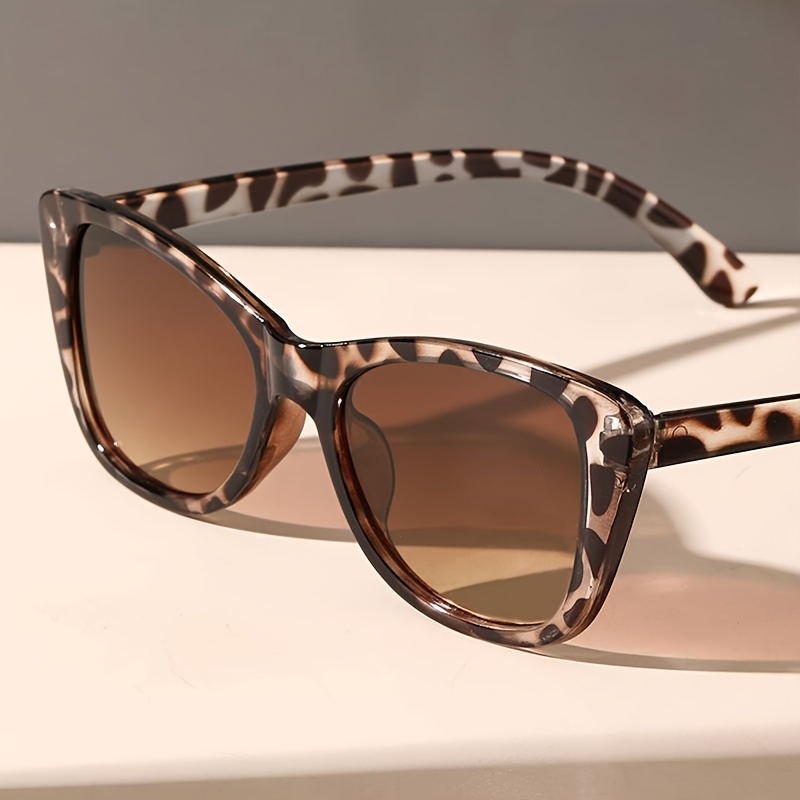 

Leopard Frame Fashion Glasses For Women Men Anti Glare Sun Shades Glasses For Driving Beach Travel