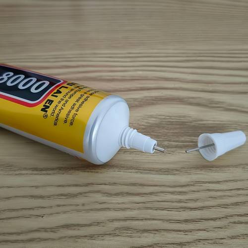 this versatile strong is a clear epoxy that works well for bonding and repairing materials it features a flexible transparent resin and a needle tip for accurate dispensing without clogging