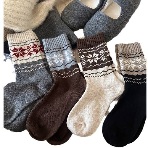 5 pair random mixed colors pack womens wool fair isle calf socks autumn winter thickened plush lined warm wool japanese vintage style winter long socks comfortable and fashionable