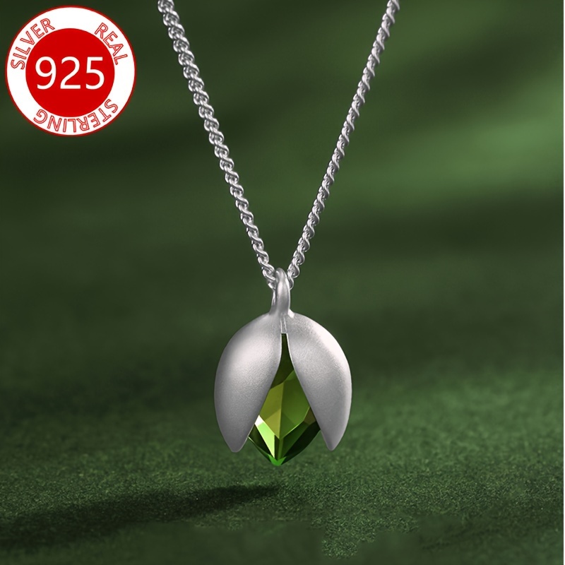 

925 Pure Silvery Low Allergy New Green Peridot Pendant Necklace High-end Necklace Silvery Neck Chain Exquisite Gift For Women, Couples, , Christmas, Valentine's Day, Day 3.8g