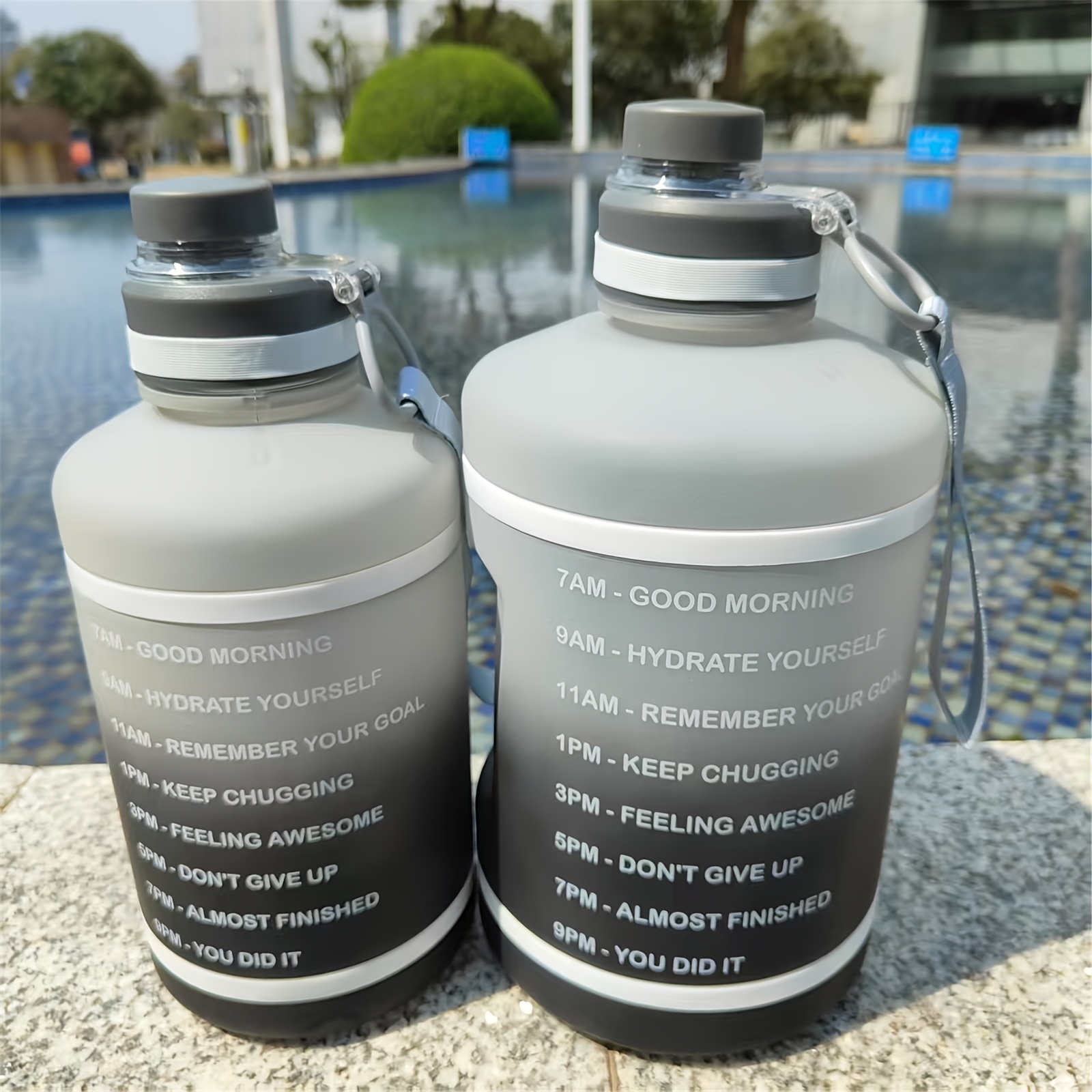 1pc 2.2L Extra Large Capacity Water Cup, 1pc 3.8L Large Capacity Sports Water Bottle, Portable Tumbler Cup for Fitness, Outdoor, Camping, Travel, and Family Gatherings
