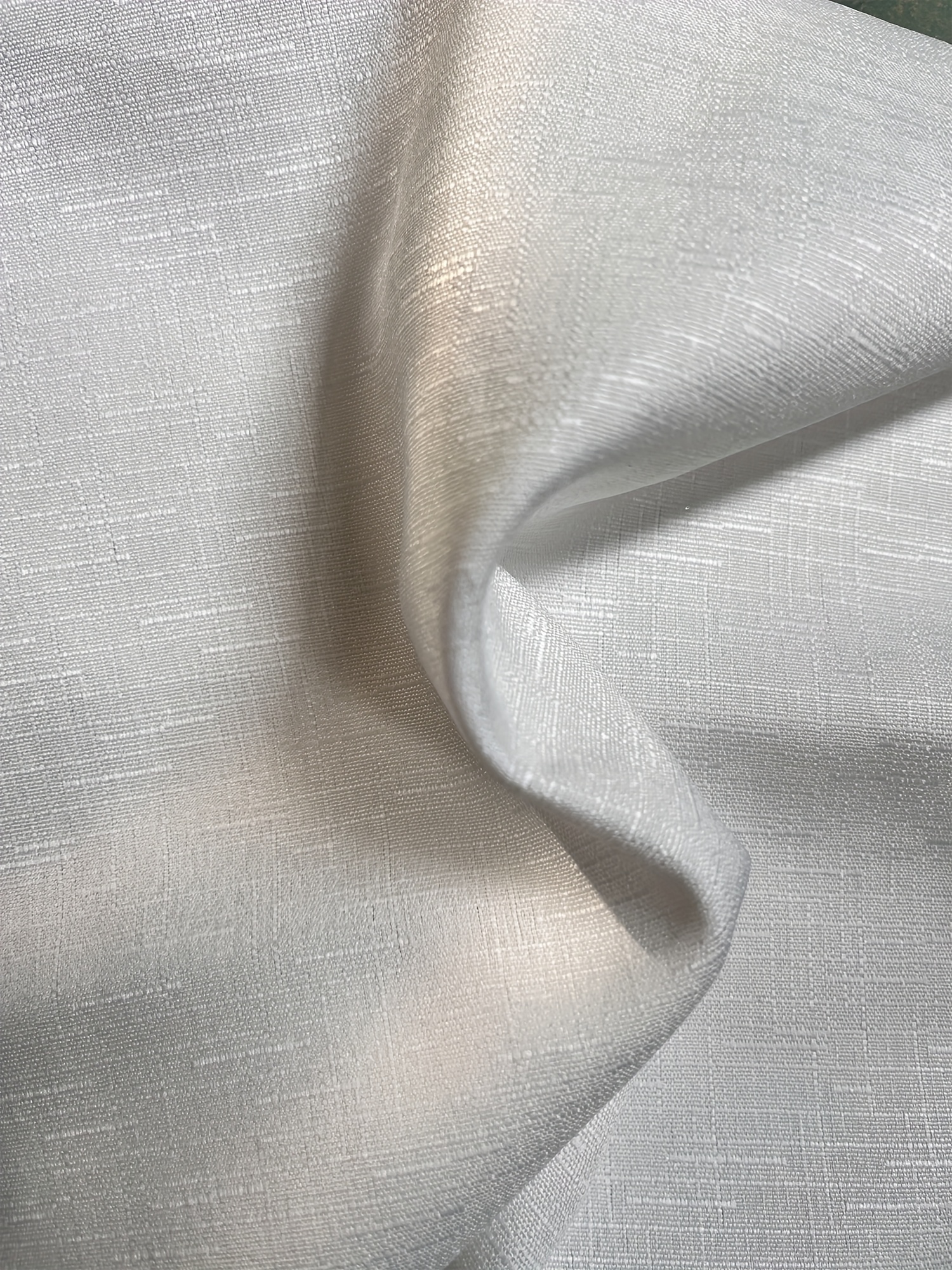 Camisa de Manga Corta para Niños en Azul Oscuro con Estampado Digital de Flores Blancas, Ideal para Uso Diario Casual, Cómoda y Holgada, Tela de Rayón de Bambú de 125g