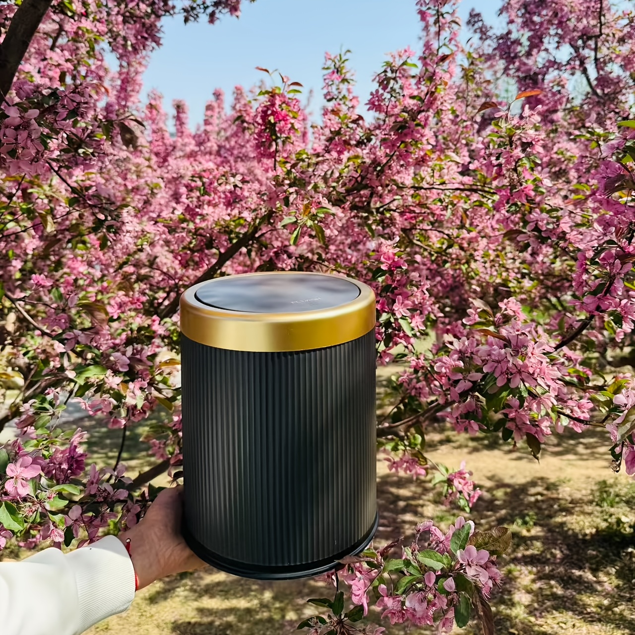 Press-type Trash Can, Large Capacity, Stylish Design, Light Luxury, With Lid, For Home, Office, Living Room, Kitchen, Bathroom, Toilet
